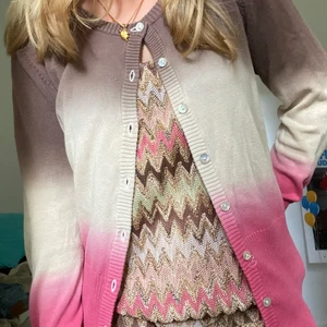 Så fin kofta😍 - Så fin kofta med ombre! skriv för fler bilder💞