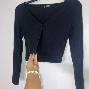 Supersöt topp - säljer dena söta toppen ifrån H&M då den inte kommer till användning 