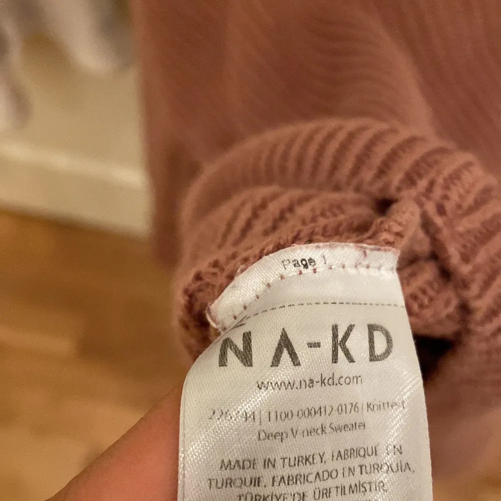 En snygg tröja från NA-KD.. Tröjor & Koftor.