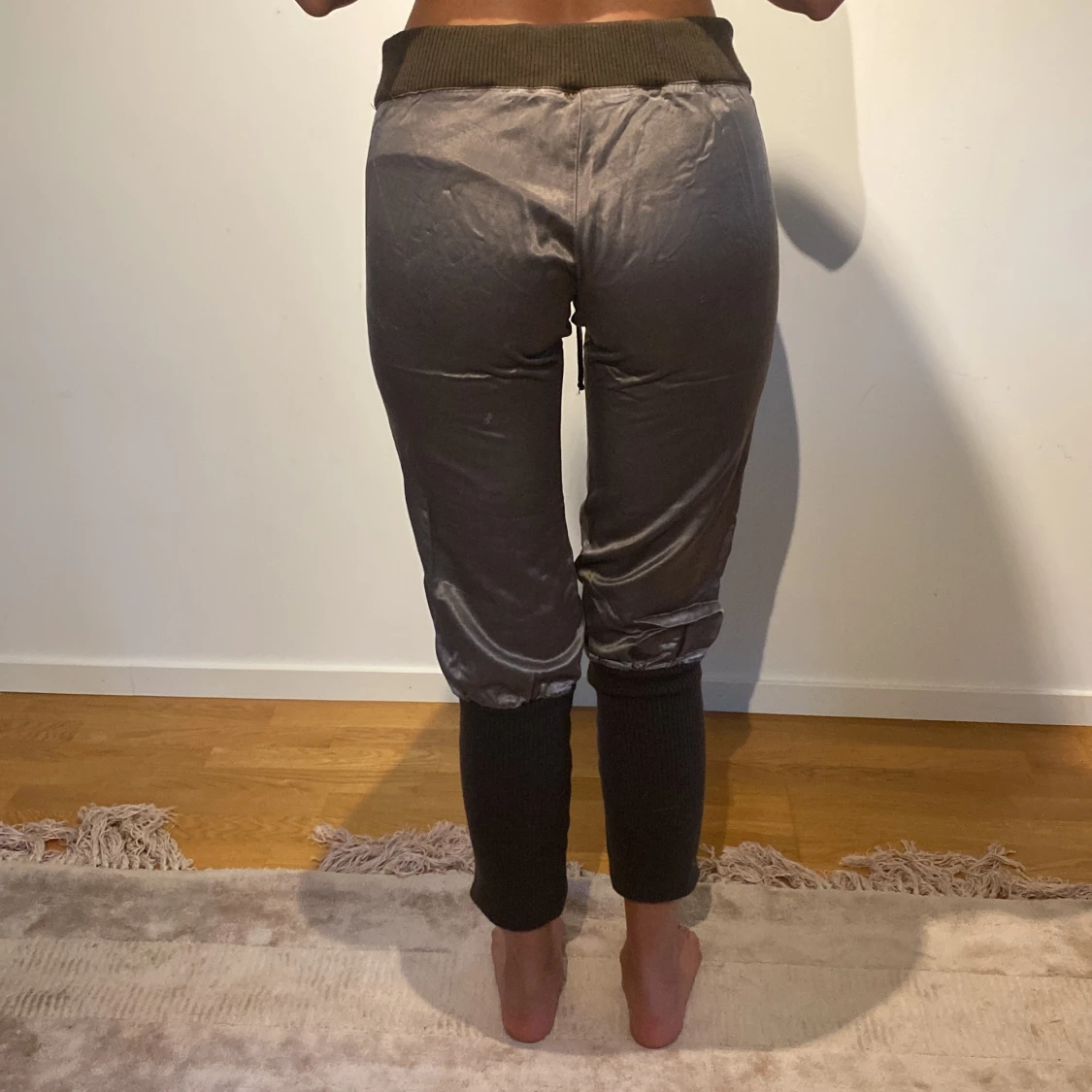 Fornarina sidenbyxor - 91