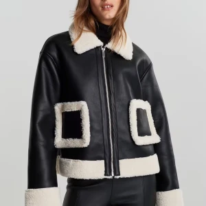 Shearling jacka  - Trendig jacka från Gina tricot inköpt förra året men använd kanske två ggr totalt. Storlek L men passar snyggt oversize på mig som är en S/38. Man kan även ha en tjocktröja under när det börjar bli kallt. 