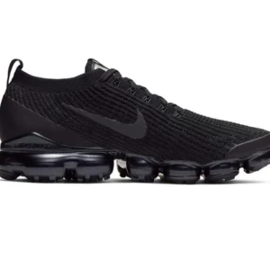 Nike air vapormax flyknit  - Knappt använda 2250 nypris. 