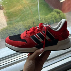 Adidas skor  - Adidas skor helt nya