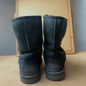 Uggs strl 41 - Ugg strl 41. Bra skick.