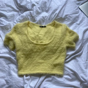 Gul tröja från zara - Gul tröja