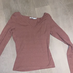 Tröja  - Min älskade tröja från nakd som inte används längre 