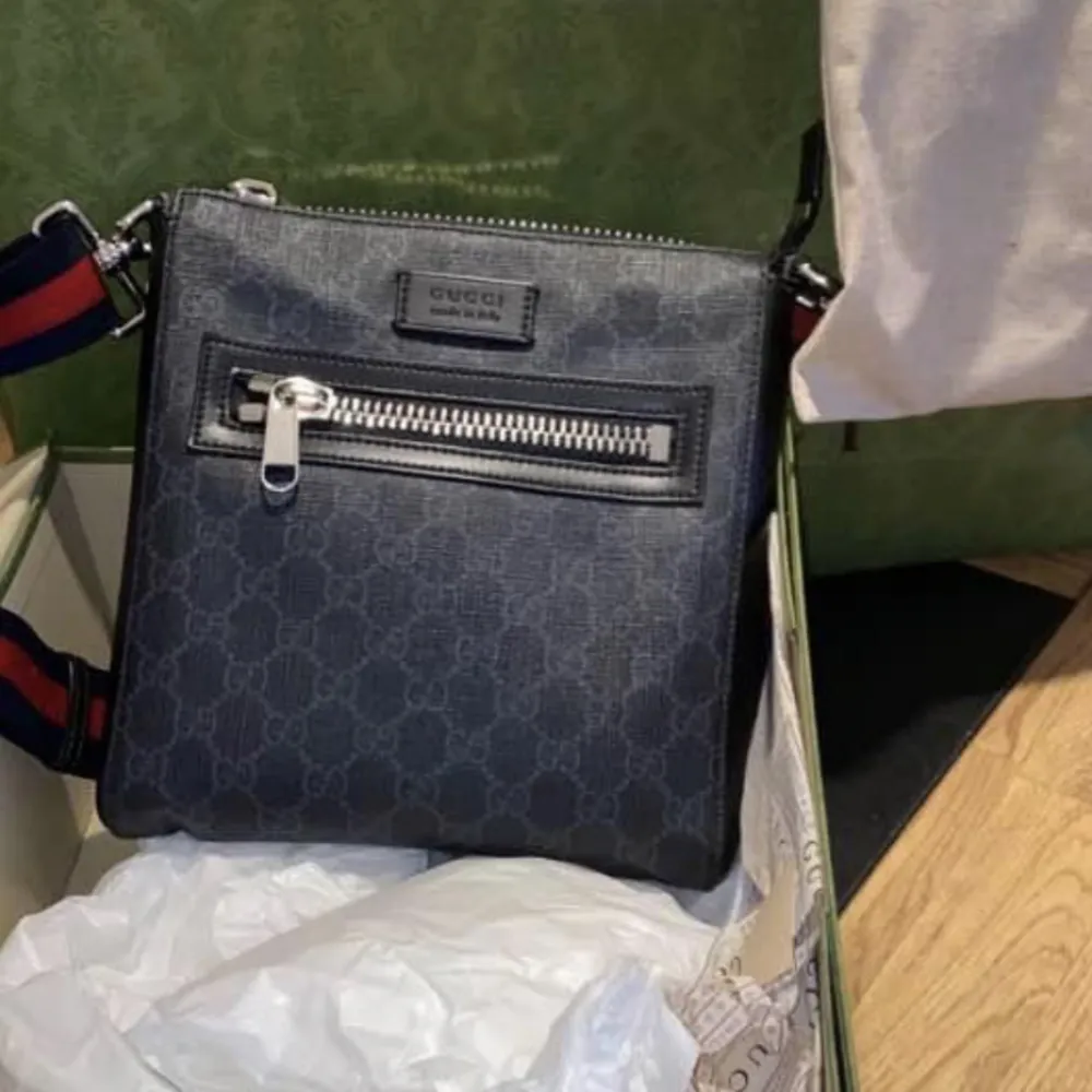 Gucci väska köpt i Köpenhamn, som ny . Väskor.