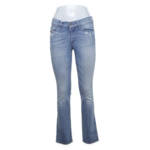 Diesel Jeans  - Jätte stygga Disel jeans som jag nyodlingen köpte på sellpy men som tyvärr äe för små för mig. 