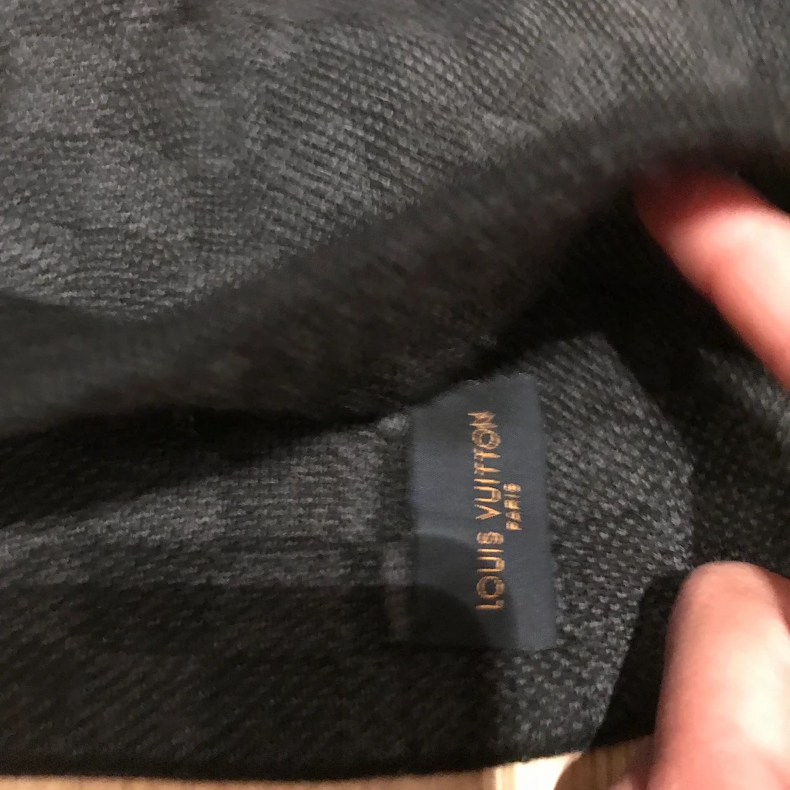 Äkta Louis Vuitton mössa - 91