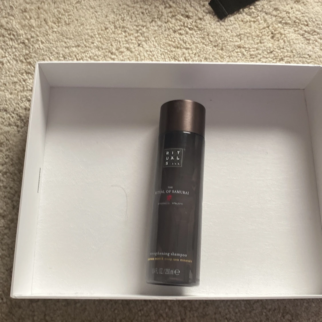 Shampoo från rituals.