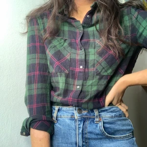 Pull and bear checkered green shirt  - Size s checkere green shirt