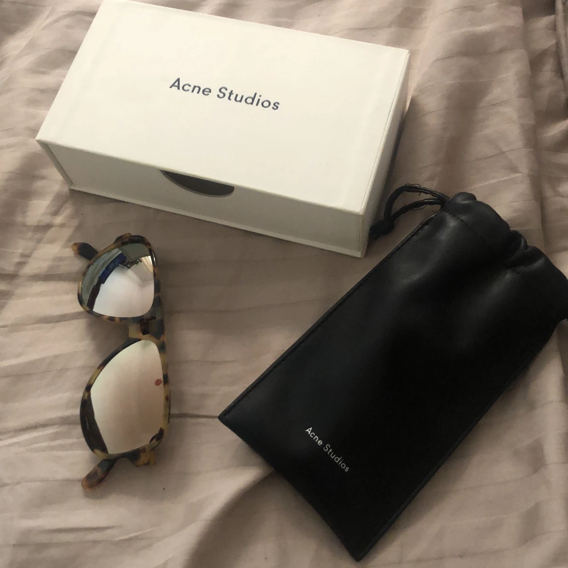 acne studios solglasögon  - 91