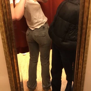 Boomerang vintage byxor  - Bra skick, skulle haft kvar dom om dom inte var för små för mig. 