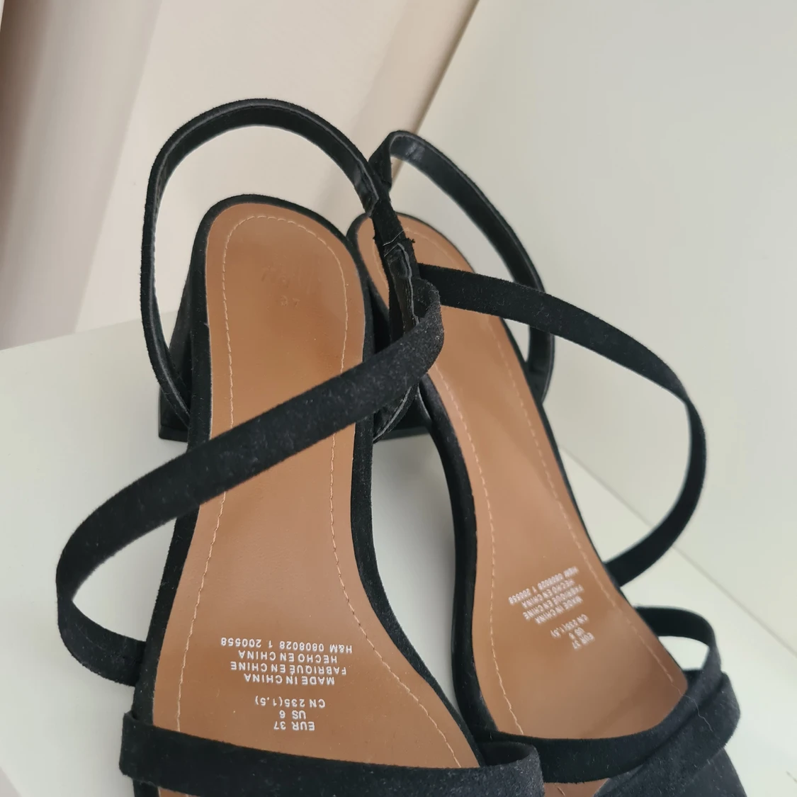 Svarta sandaletter - 90