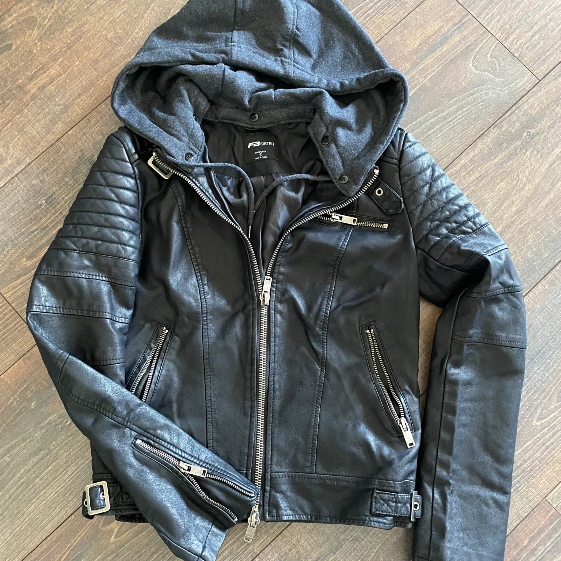 Skinnjacka bikerjacka biker jacka