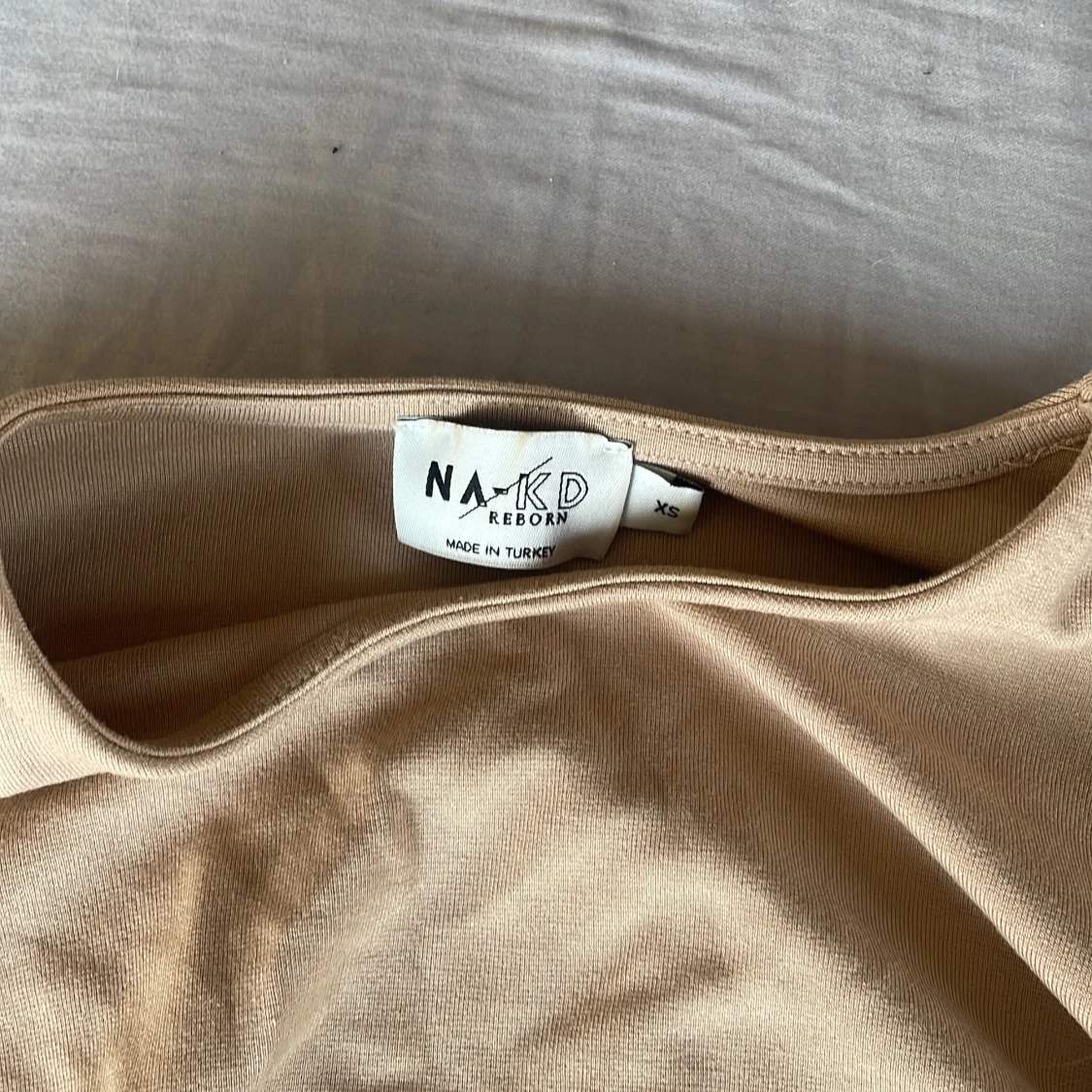 Tröja med öppen rygg - 91