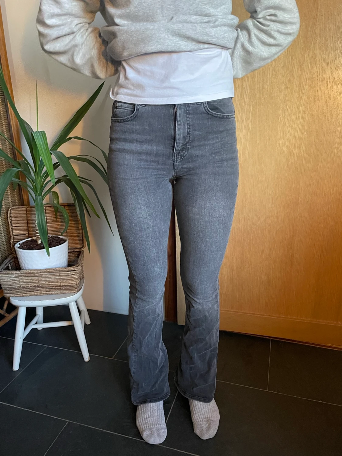 Grå Jeans