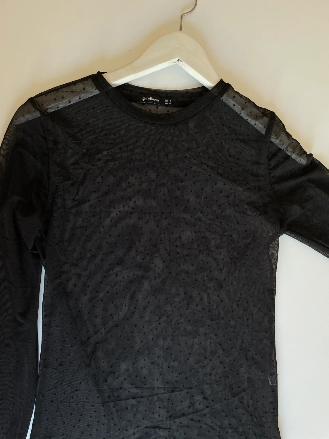 Svart mesh topp långarmad - 90