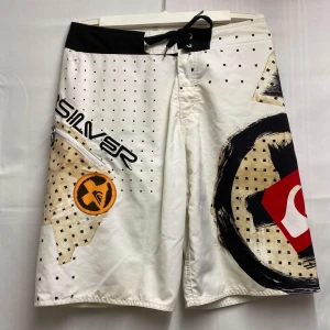 Quicksilver shorts - Coola quicksilver shorts i storlek 30, bra skick!