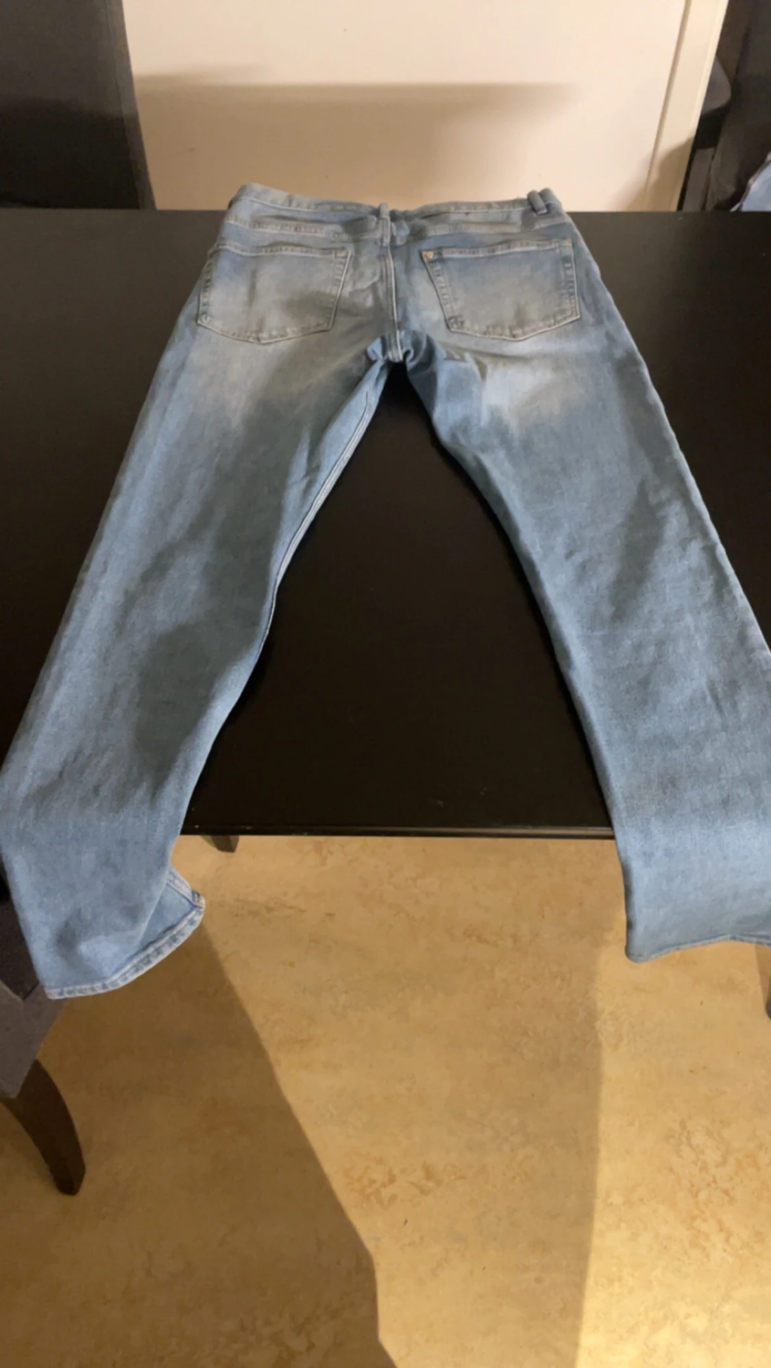 Blå jeans från H&M - 90