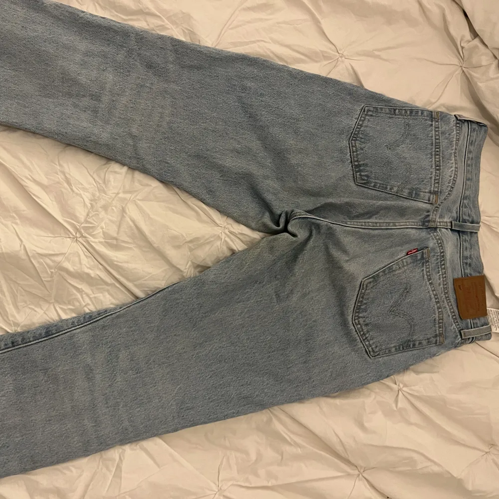 Jeans fårn Levis i W26 L24. Jeans & Byxor.