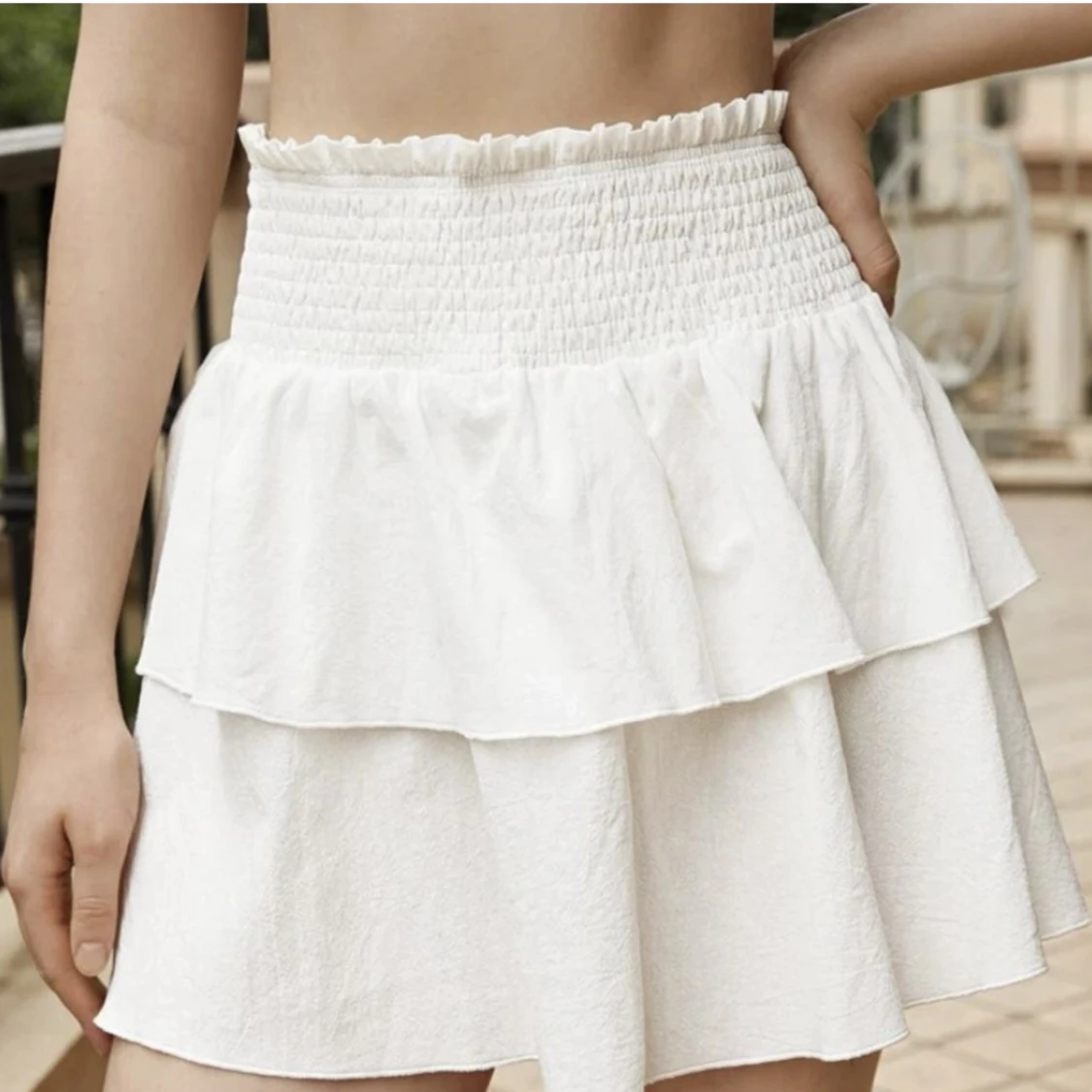 SĂ€ljer dessa 2 kjolarđđž