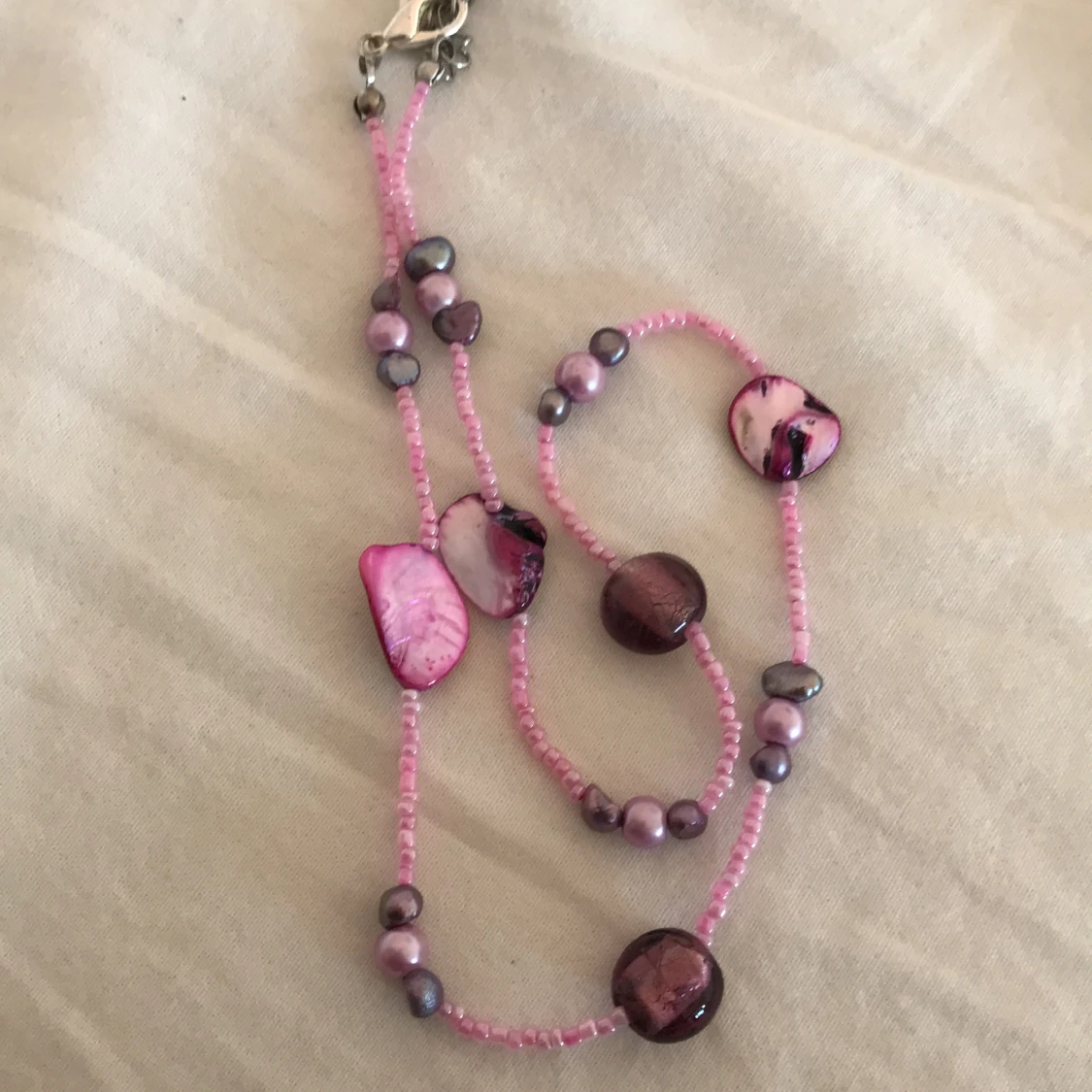 Fint rosa halsband  - 90