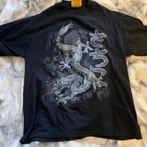 Drake kort armad tröja  - Köptes från Björk & Frihet, säljer eftersom den är för liten