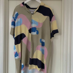 Schnayderman’s skjorta - Nypris 1800  Endast använd ett fåtal gånger.  EU 37-38 US 15