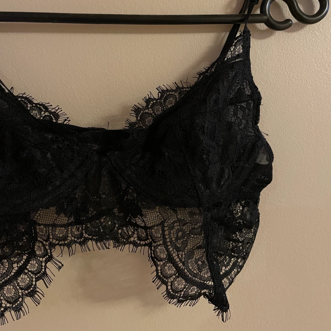 Bh med spetskupor - 91