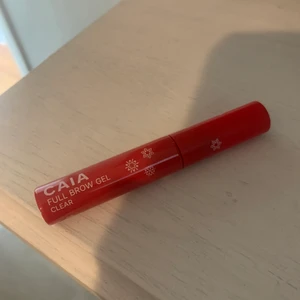 Caia browgel  - Helt ny browgel o clear som jag fick i Caias julkalender. Säljer för 80kr + 13kr i frakt