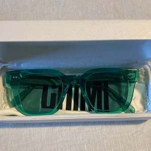 Chimi #004 aqua  - Chimi #004 i färgen aqua. Väldigt bra skick. Nypris 1200