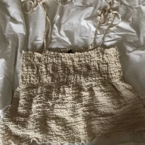 Fin zara topp - Jättefin topp från zara som jag använt en gång! I storlek s💕