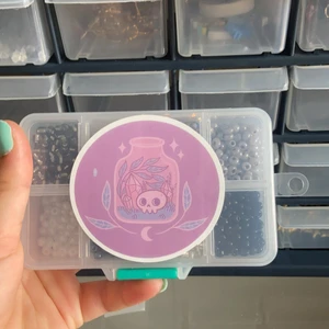 Pärl box❤️ - Det är en sorterings box med massor av sead beads❤️