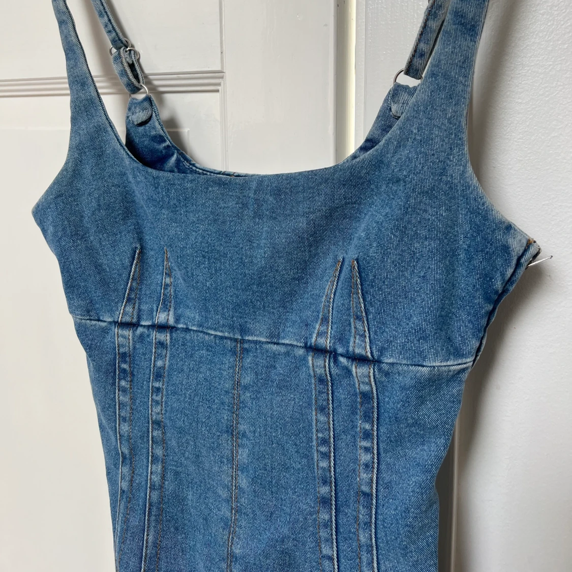 Tight jeansklänning Urban ourfitters