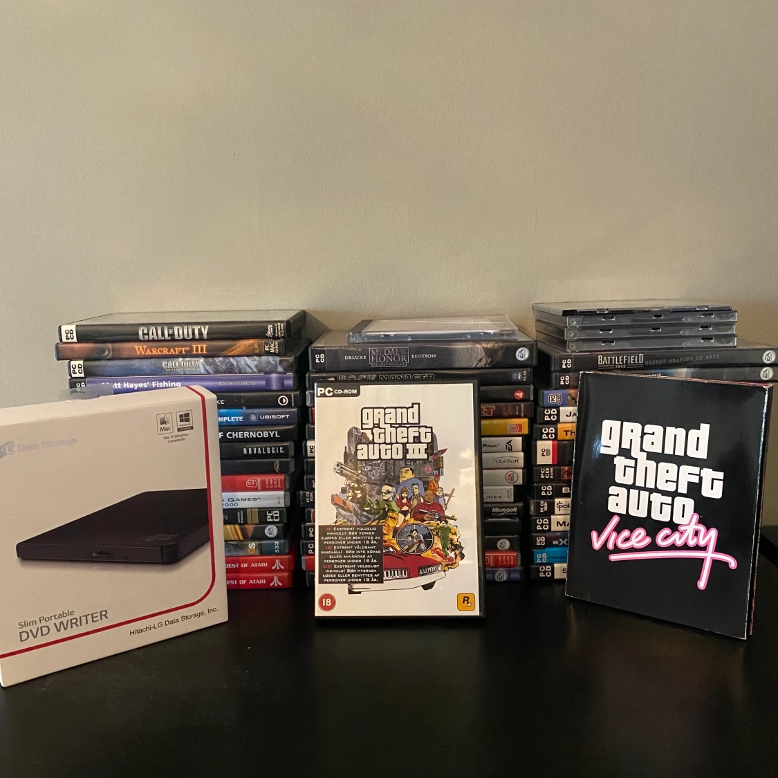 Pc spel + cd läsare - 90