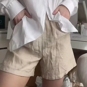 Linneshorts  - Så snygga beiga linneshorts i storlek XS, passar även S💕💕 superbra skick! 100kr+51kr frakt