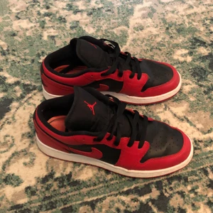 Jordans - Jordan lows, priset kan diskuteras 