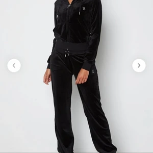 Juicy set - Säljer detta populära juicy setet, bra skick . Storlek S .