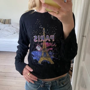 Tröja - Snygg långärmad tröja från & other stories! Använd väldigt få gånger. Storlek 36 💕