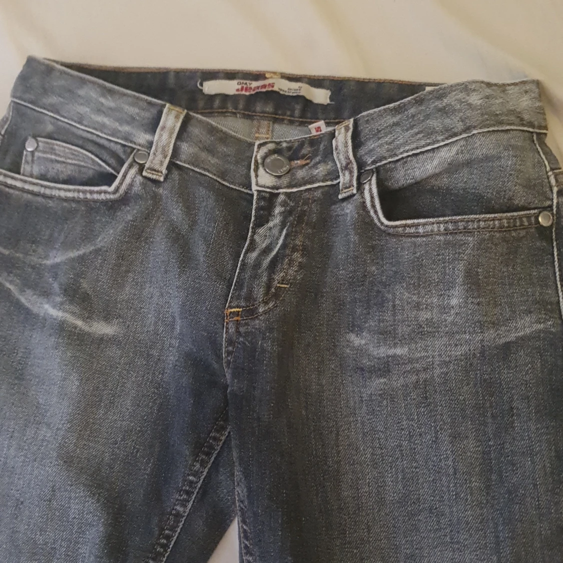 Only jeans, vintage Grey. Lågmidjade - 90