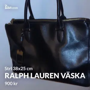 Säljer denna jättefina och rymliga Ralph Lauren väska då den inte kommit till användning. Har tyvärr inget kvitto på den men den är helt äkta, originalpriset är 3000 kr. Köpare står för frakt, skriv för frågor😊