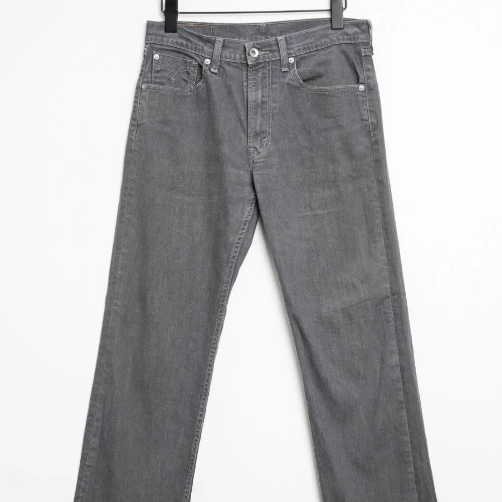 Fräscha Levis jeans. 506 väldigt bra skick. Nypris 600kr  . Jeans & Byxor.
