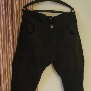 Cargo byxor - I nyskick