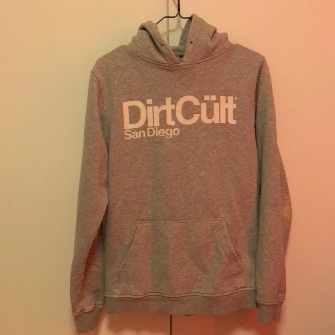 Dirtcult hoodie storlek s
