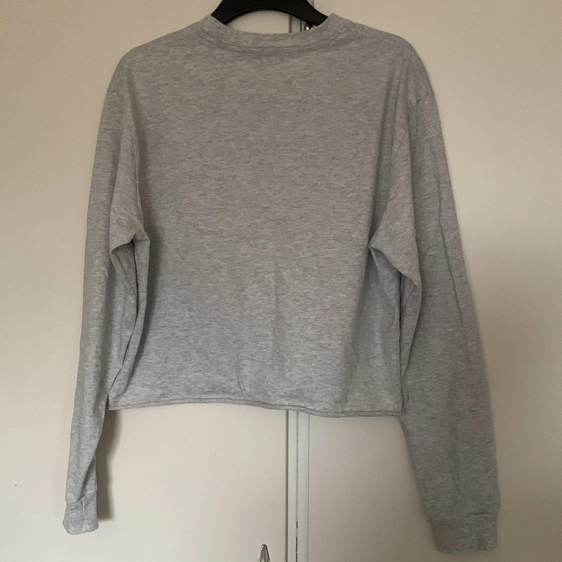 Grå (Mag) Tröja stl S - 90