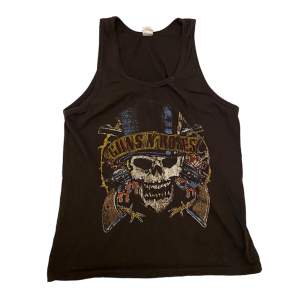 A very cool Guns and roses top