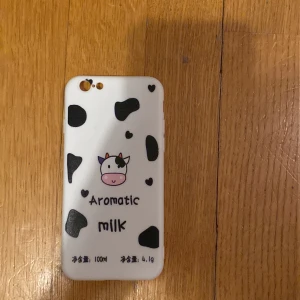 Mobilskal  - Har aldrig används ( till iPhone 8)