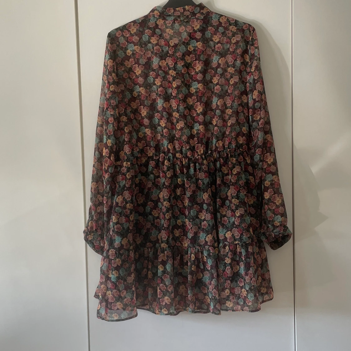 Blommig zara klänning  - 90