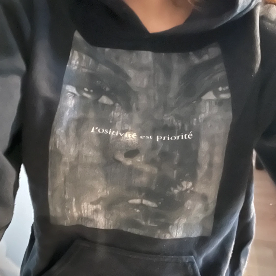 Hoodie med tryck - 90